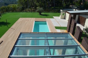 pavimentazione bordo piscina in legno